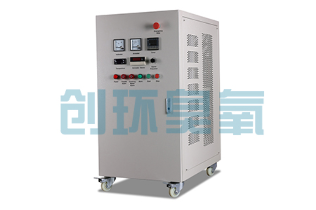 曲靖冬季养殖场密闭消毒双赢方案:臭氧发生器在工厂化水产与畜牧场景的安全应用